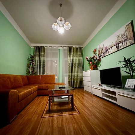 Blue Rose Apartman Κάρλοβι Βάρι Εξωτερικό φωτογραφία