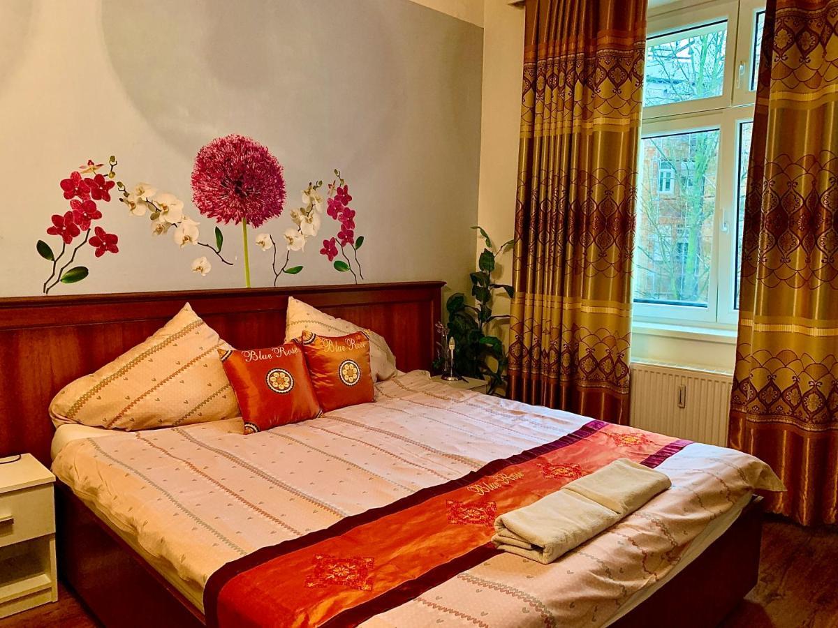 Blue Rose Apartman Κάρλοβι Βάρι Εξωτερικό φωτογραφία