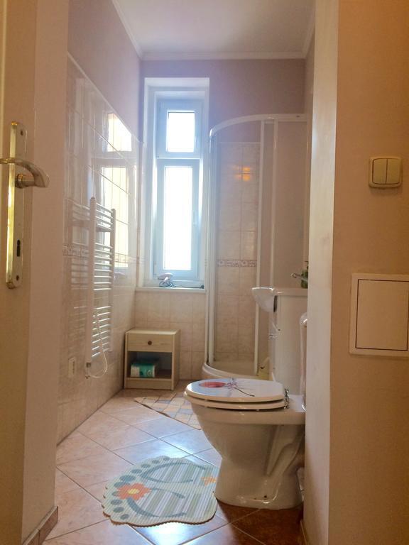 Blue Rose Apartman Κάρλοβι Βάρι Εξωτερικό φωτογραφία